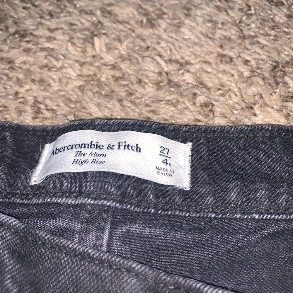 Abercrombie and Fitch mom high rise jeans